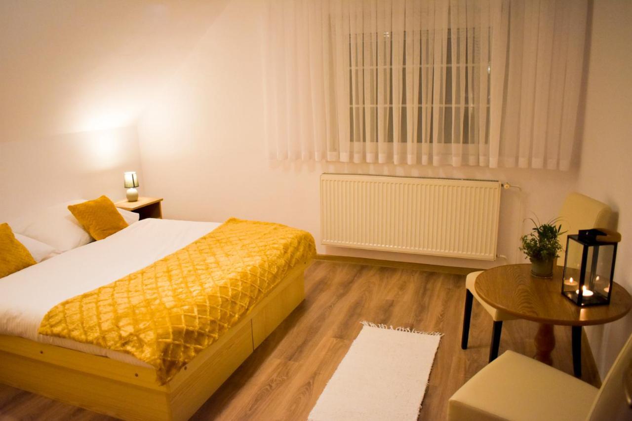Privat Harencar Apartment Stará Lesná Exterior foto