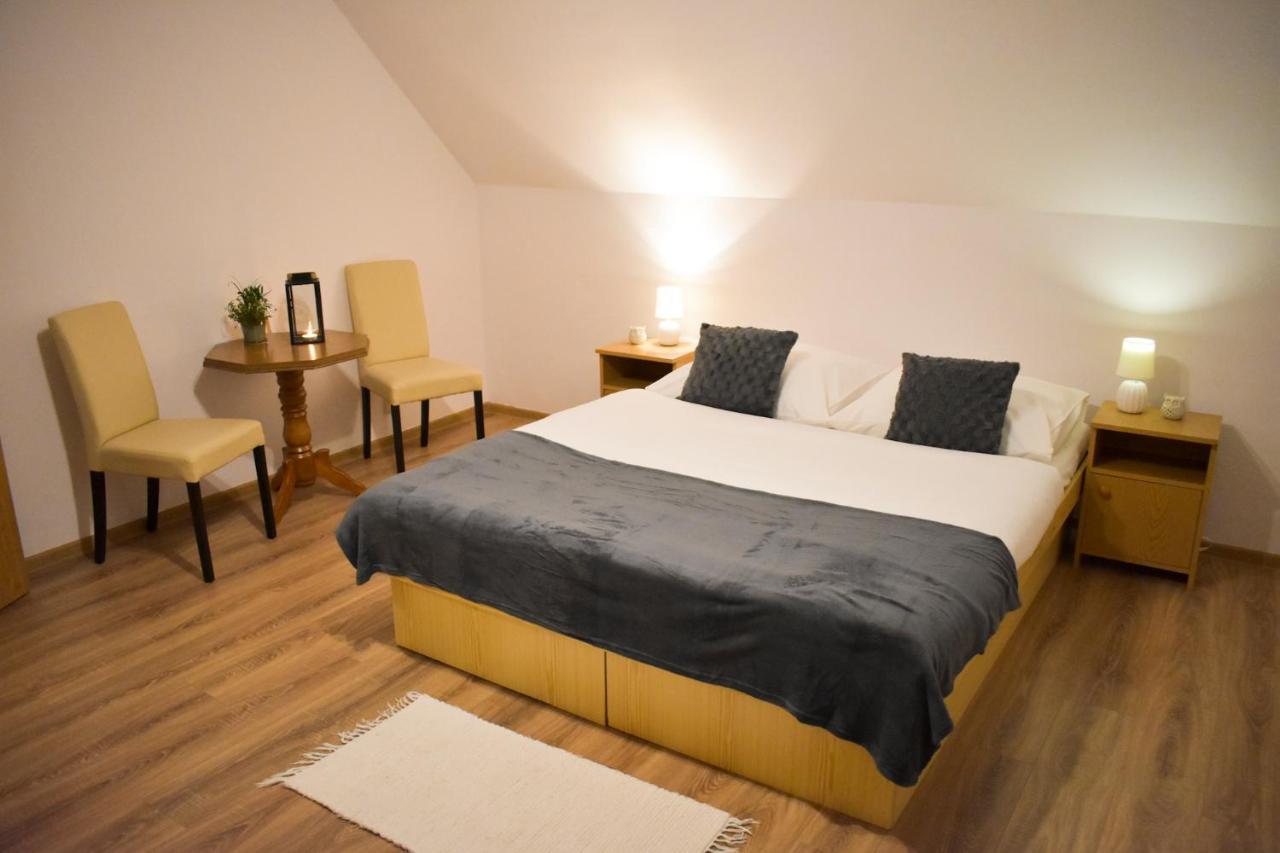 Privat Harencar Apartment Stará Lesná Exterior foto